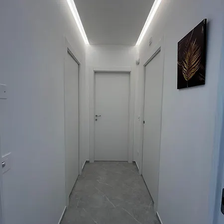 Lorenzo Luxury House Guest house