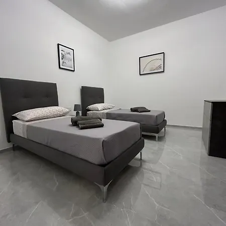 Lorenzo Luxury House Guest house *